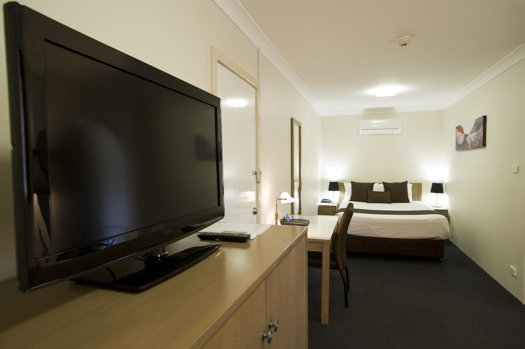 Noah'S Mid City Motor Inn Muswellbrook Bilik gambar