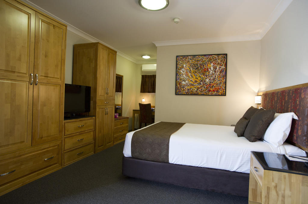 Noah'S Mid City Motor Inn Muswellbrook Bilik gambar